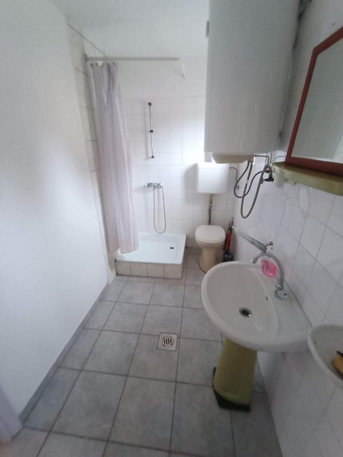 Tassi Halaszcsarda - Sueger Haz Exterior photo